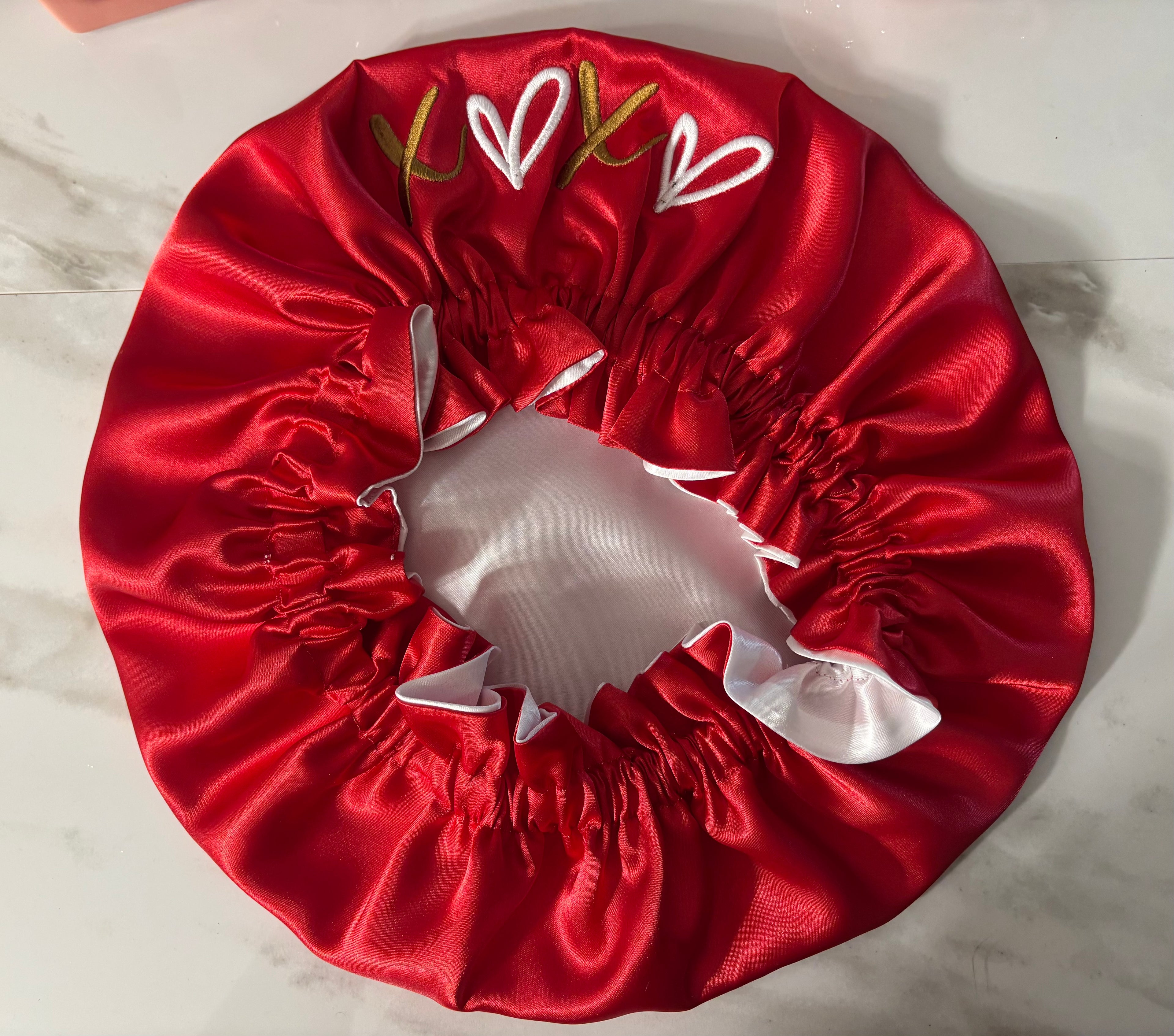 XOXO Satin Embroidered Bonnet – Valentine’s Edition